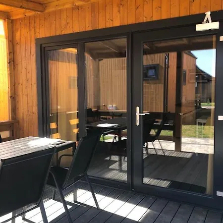 Zielonka Relaks Semesterbostad *